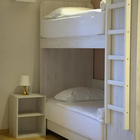 Boutique Livia Auberge de jeunesse