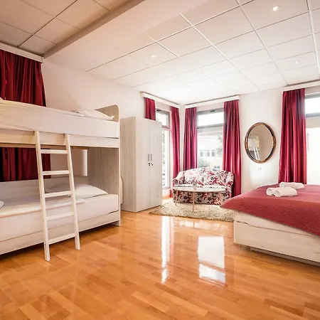 Boutique Livia Auberge de jeunesse Metković