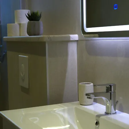 אכסניה Boutique Livia